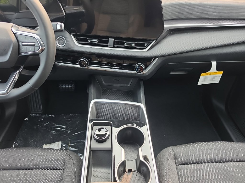 New 2027 Chevrolet Equinox LT FWD image 12