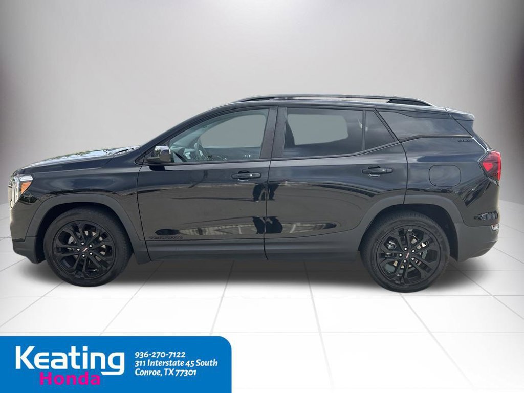 Used 2022 GMC Terrain SLE w/ Driver Convenience Package FWD image 9