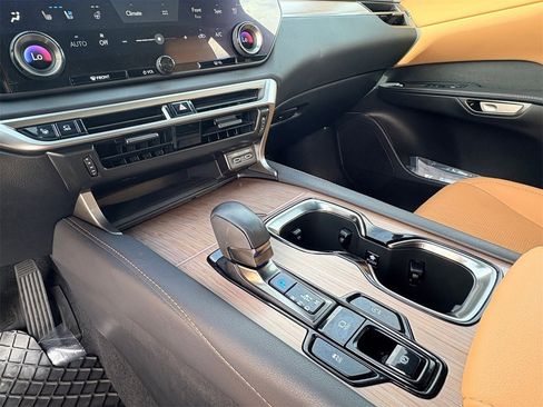 Used 2024 Lexus RX 350 Premium Plus image 12