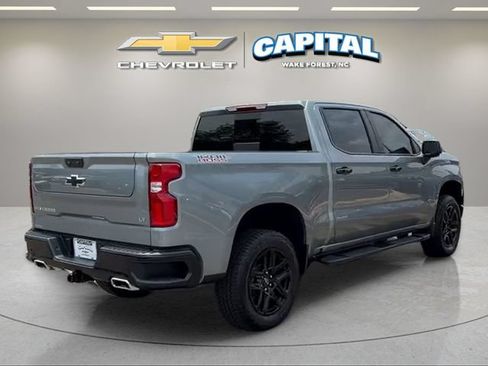 Used 2026 Chevrolet Silverado 1500 LT Trail Boss w/ LT Trail Boss Premium Package AWD/4WD image 5