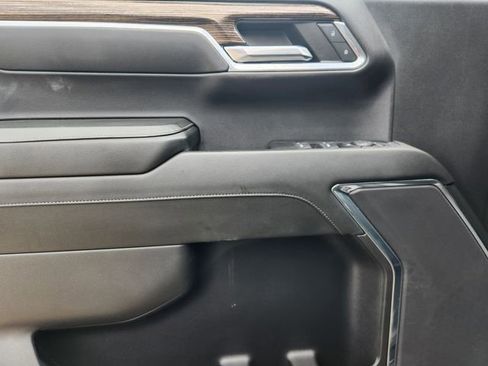 Certified 2024 GMC Sierra 1500 Elevation image 23