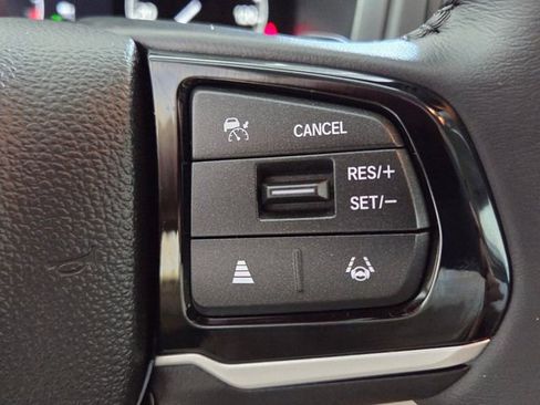 Used 2025 Honda Odyssey Touring image 30