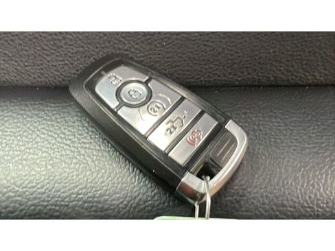 Used 2019 Ford F250 Lariat image 19