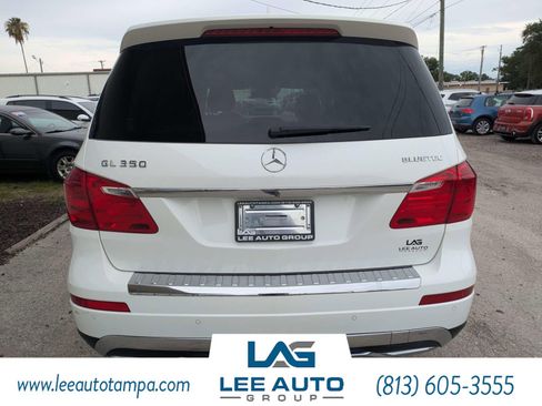 Used 2015 Mercedes-Benz GL 320 BlueTEC 4MATIC w/ Premium I Package image 4