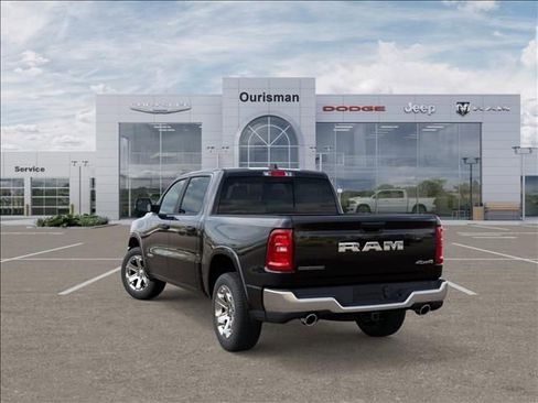 New 2026 RAM 1500 4x4 Crew Cab image 3