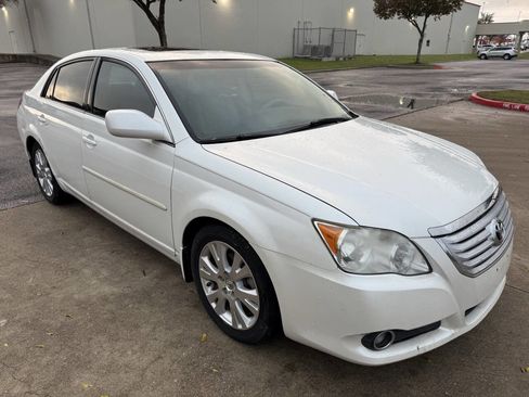 Used 2008 Toyota Avalon XLS image 3