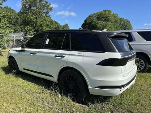 Used 2020 Lincoln Aviator Reserve w/ Equipment Group 202A AWD/4WD image 15