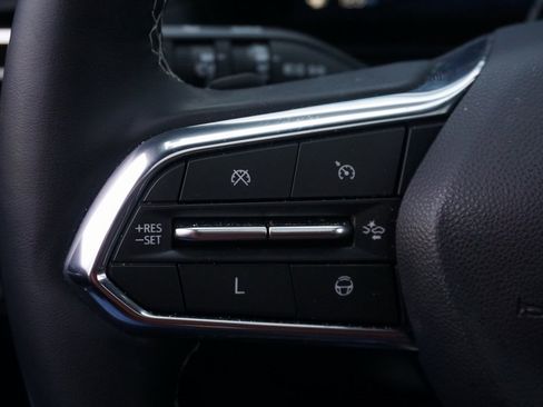 Certified 2025 Chevrolet Traverse High Country image 21