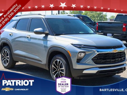New 2026 Chevrolet TrailBlazer LT w/ Convenience Package AWD/4WD image 1