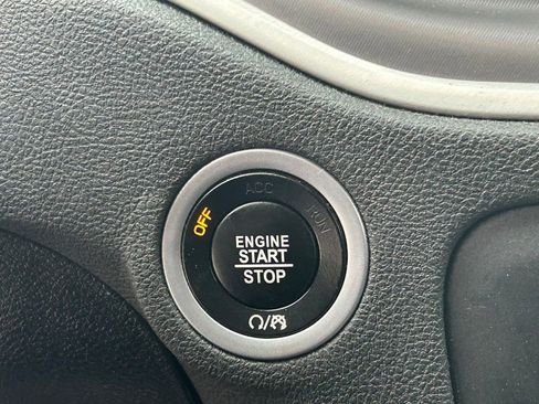 Used 2022 Dodge Charger R/T w/ Driver Convenience Group image 41