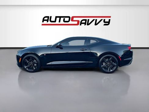 Used 2024 Chevrolet Camaro LT w/ Technology Package image 4