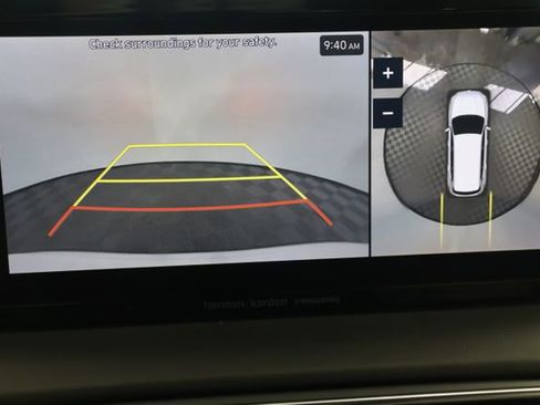 Used 2023 Hyundai Santa Fe SEL Premium image 18