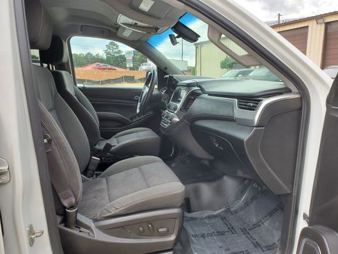 Used 2015 Chevrolet Tahoe 4WD w/ Remote Keyless Entry Package image 19