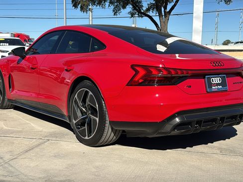 Used 2023 Audi RS e-tron GT w/ Carbon Performance Package image 5
