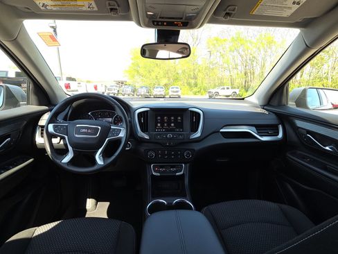 Certified 2024 GMC Terrain SLE AWD/4WD image 28