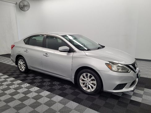 Used 2019 Nissan Sentra SV FWD image 11