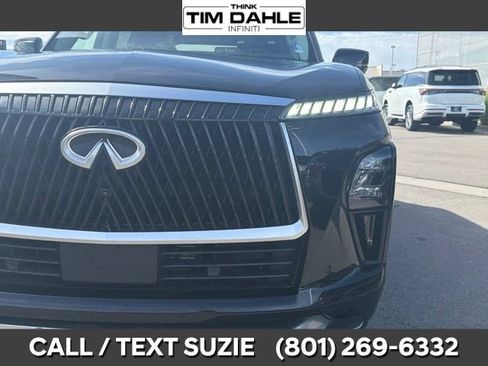 Used 2025 INFINITI QX80 Sensory AWD/4WD image 5