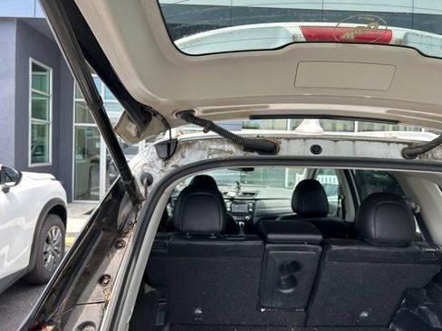 Used 2017 Nissan Rogue SL w/ SL Premium Package FWD image 15