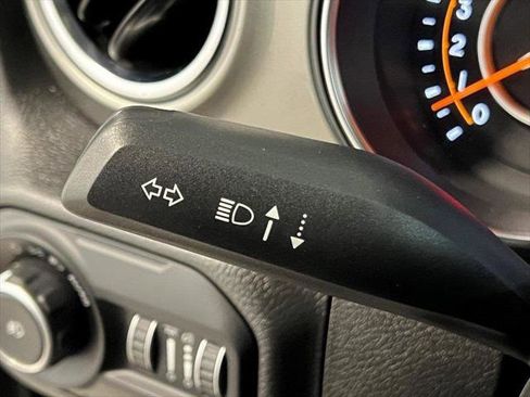 Certified 2022 Jeep Wrangler Unlimited Sahara w/ Cold Weather Group image 34