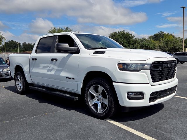 Used 2026 RAM 1500 Express RWD image 2