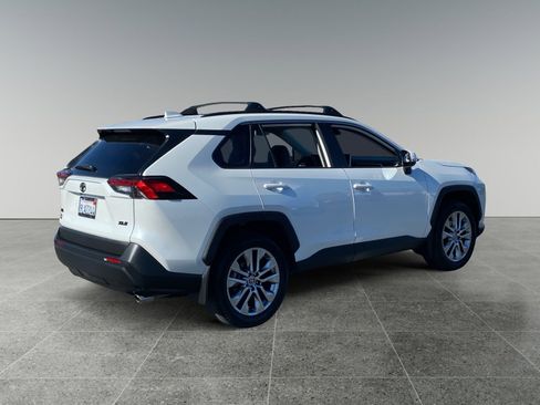 Certified 2024 Toyota RAV4 XLE Premium image 5