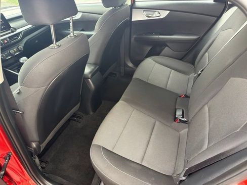 Certified 2023 Kia Forte LXS FWD image 13