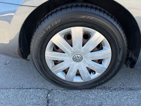 Used 2016 Volkswagen Jetta S image 8