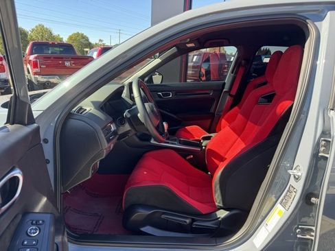 Used 2024 Honda Civic Type R image 25