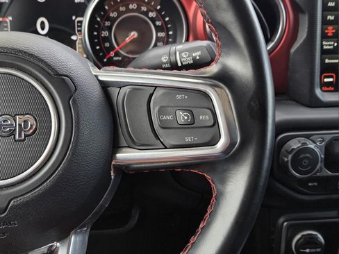 Used 2021 Jeep Gladiator Rubicon AWD/4WD image 15