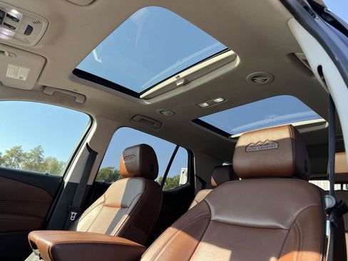 Used 2019 Chevrolet Traverse High Country image 40