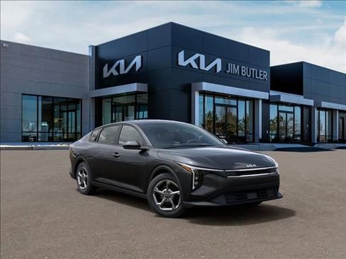 New 2026 Kia K4 FWD image 8