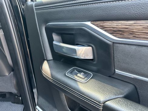 Used 2021 RAM 2500 Laramie AWD/4WD image 40