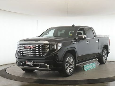Used 2025 GMC Sierra 1500 Denali image 10