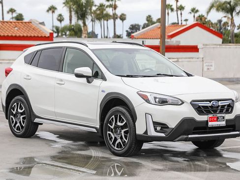 Used 2021 Subaru Crosstrek Hybrid w/ Moonroof Package w/Navigation AWD/4WD image 4