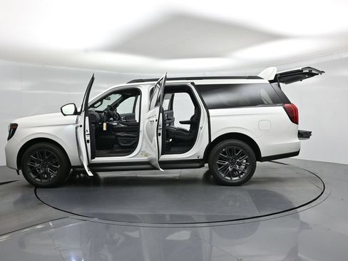 New 2026 Ford Expedition Max Platinum w/ Stealth Appearance Package AWD/4WD image 35