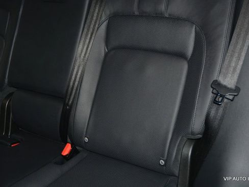 Used 2018 Land Rover Range Rover HSE image 24