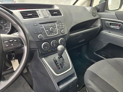 Used 2012 MAZDA MAZDA5 Sport FWD image 22