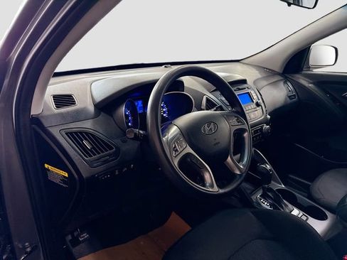 Used 2014 Hyundai Tucson GLS image 10