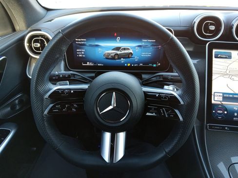 Used 2024 Mercedes-Benz GLC 300 GLC 300 image 14