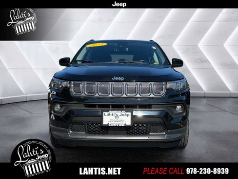 Certified 2022 Jeep Compass Latitude w/ Convenience Group image 2