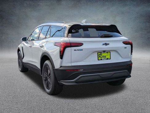 New 2026 Chevrolet Blazer EV LT AWD/4WD image 5