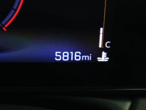 Used 2024 Chevrolet TrailBlazer LS image 28