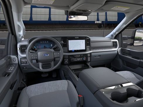 New 2026 Ford F250 XLT AWD/4WD image 9
