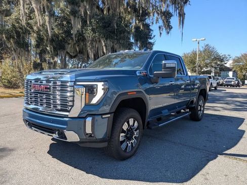 New 2026 GMC Sierra 2500 Denali w/ Denali Reserve Package AWD/4WD image 8