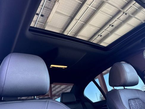 Used 2023 BMW 530e xDrive image 25