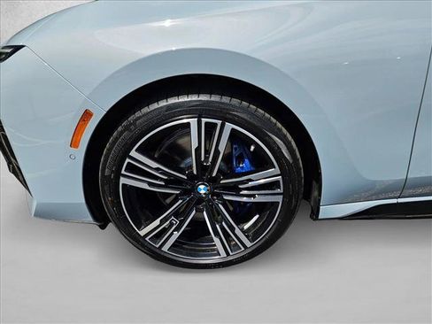 New 2026 BMW i7 xDrive60 AWD/4WD image 10