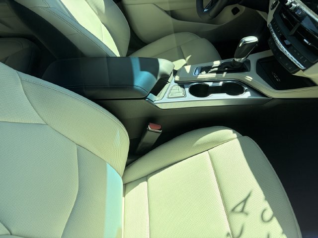 Used 2025 Cadillac CT4 Premium Luxury w/ Climate Package RWD image 5