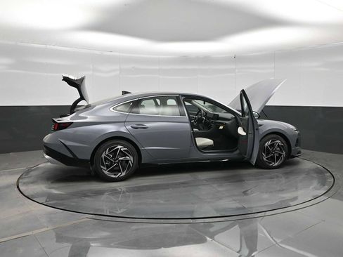 New 2026 Hyundai Sonata SEL FWD image 42