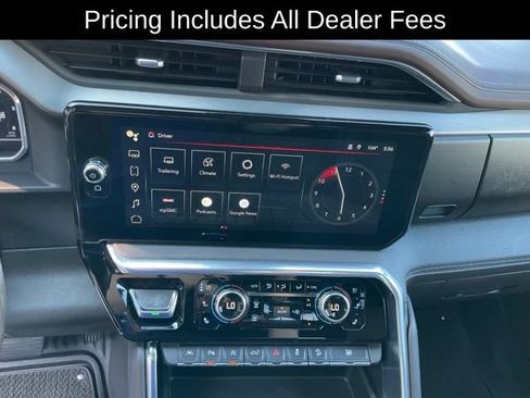 Used 2023 GMC Sierra 1500 Denali AWD/4WD image 14