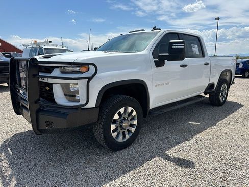 Used 2023 Chevrolet Silverado 2500 Custom w/ Custom Value Package AWD/4WD image 5